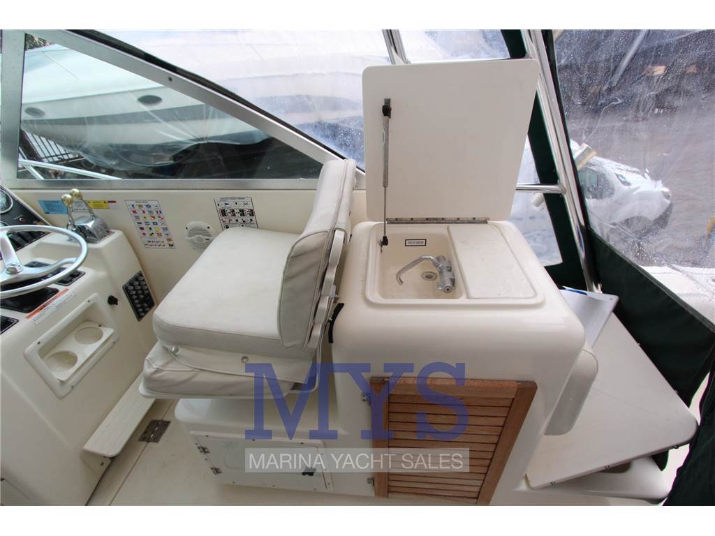 Pursuit 3000 Express Used 2001 - Photo 15