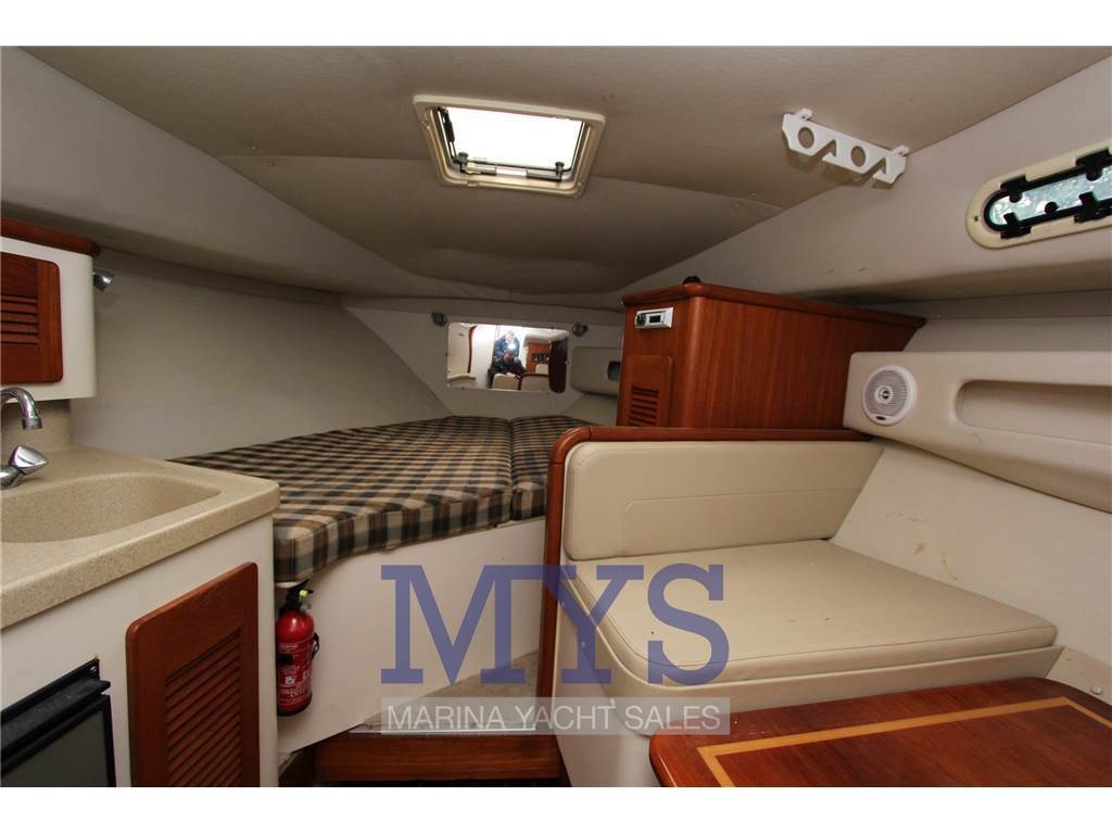 Pursuit 3000 Express Used 2001 - Photo 18