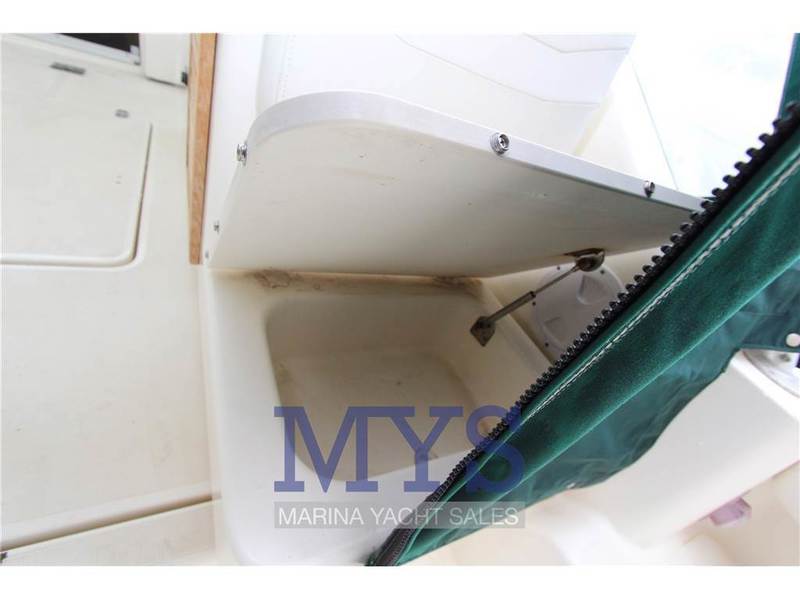 Pursuit 3000 Express Foto 11