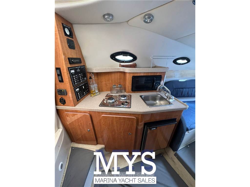 Regal Marine COMMODORE 2665 Usata 2003 - Foto 17