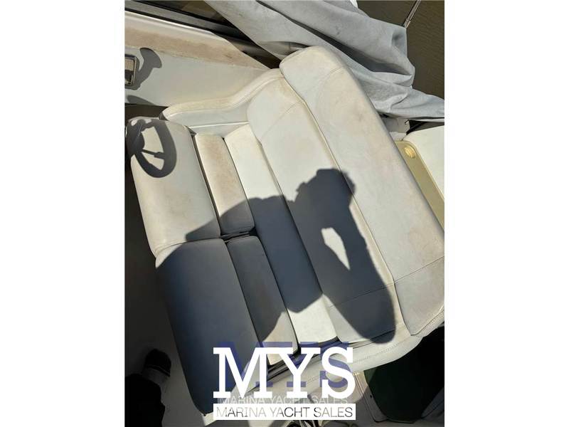 Regal Marine COMMODORE 2665 Foto 14