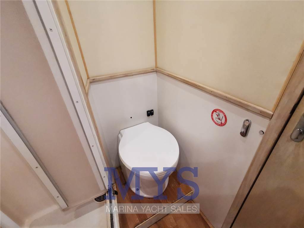 Blackfin 38 convertible Used 1994 - Photo 15