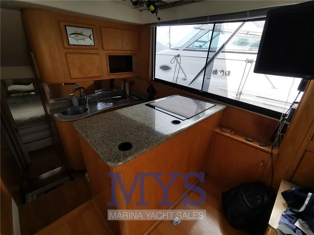 Blackfin 38 convertible Used 1994 - Photo 10