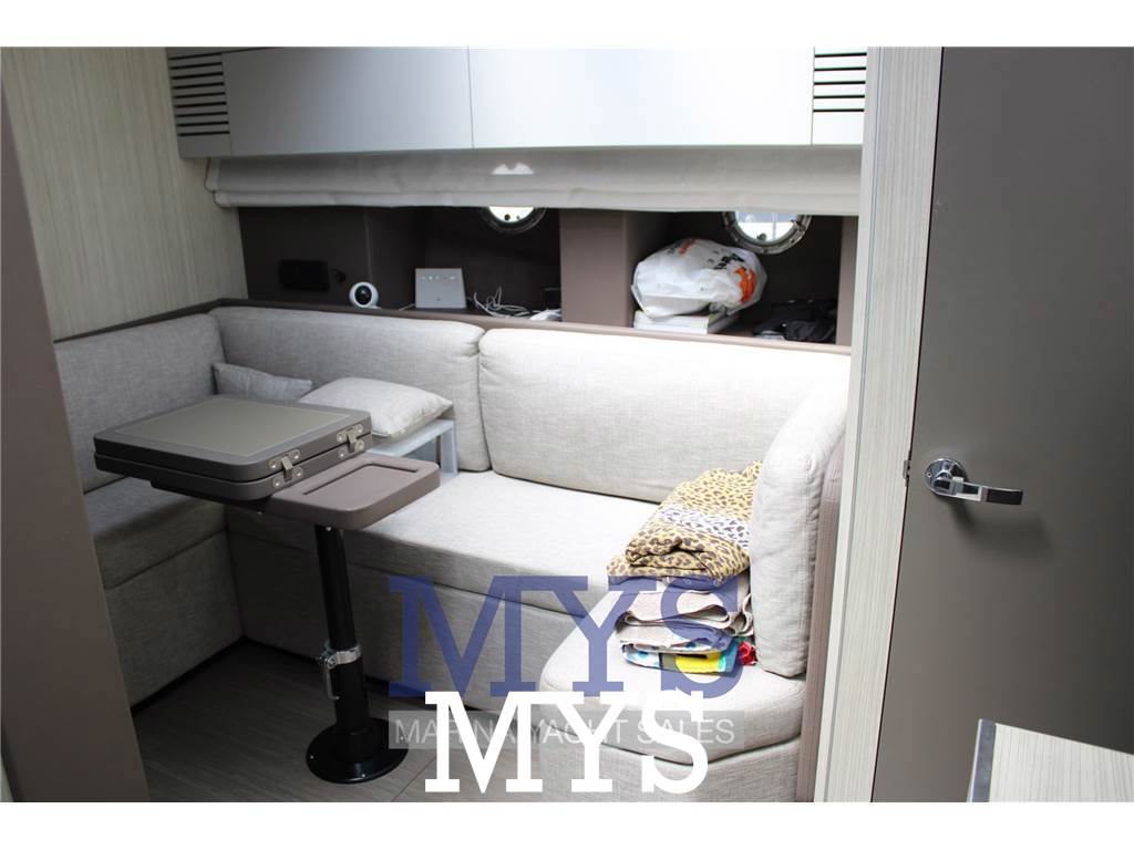 Cranchi M44 HT Usata 2022 - Foto 18