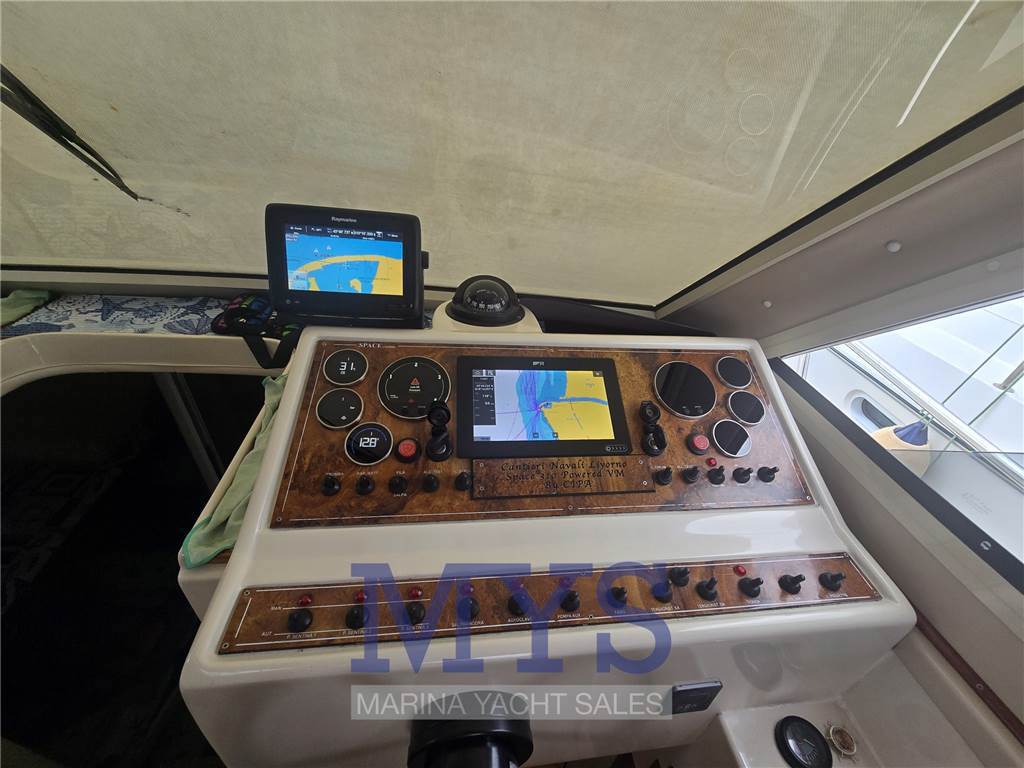 Space 310 Cruiser Used 2007 - Photo 12