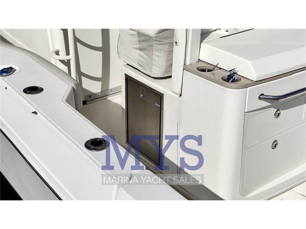 Boston Whaler 380 Outrage Usata 2018 - Foto 10
