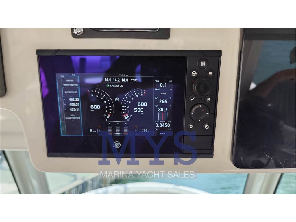 Boston Whaler 380 Outrage Usata 2018 - Foto 15