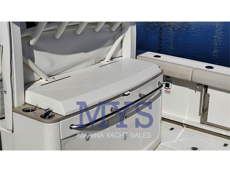 Boston Whaler 380 Outrage Foto 11