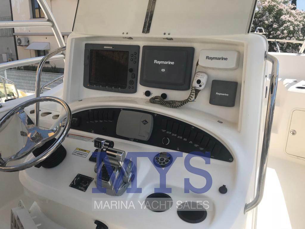 Boston Whaler OUTRAGE 320 Used 2007 - Photo 7