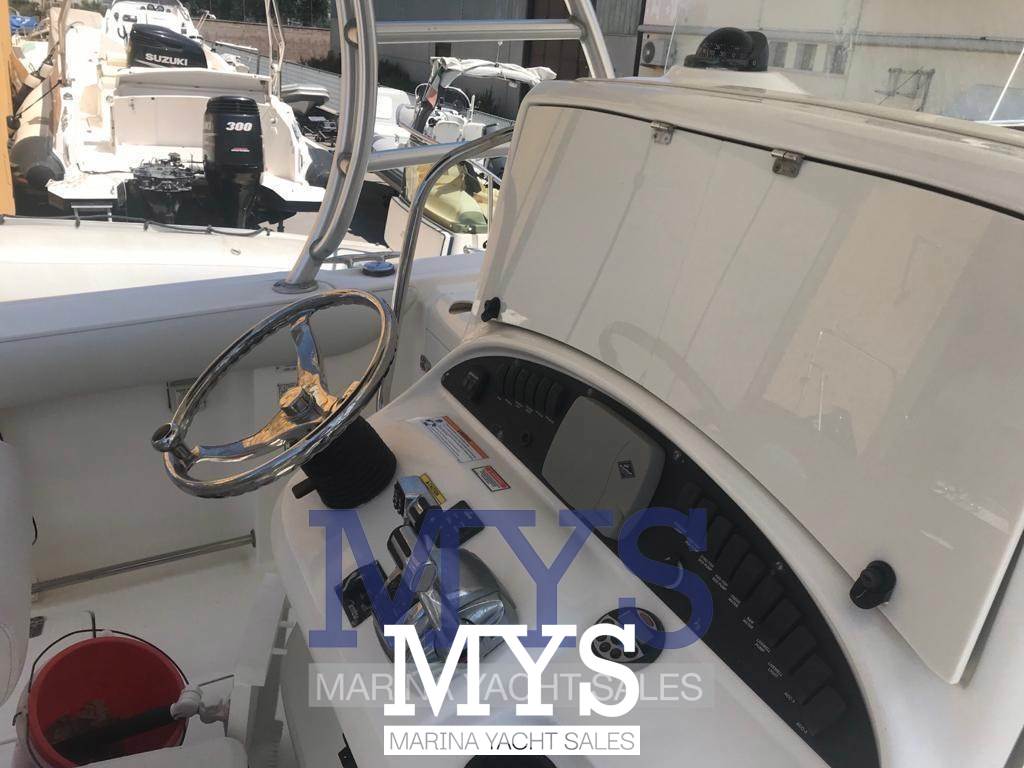Boston Whaler OUTRAGE 320 Used 2007 - Photo 6