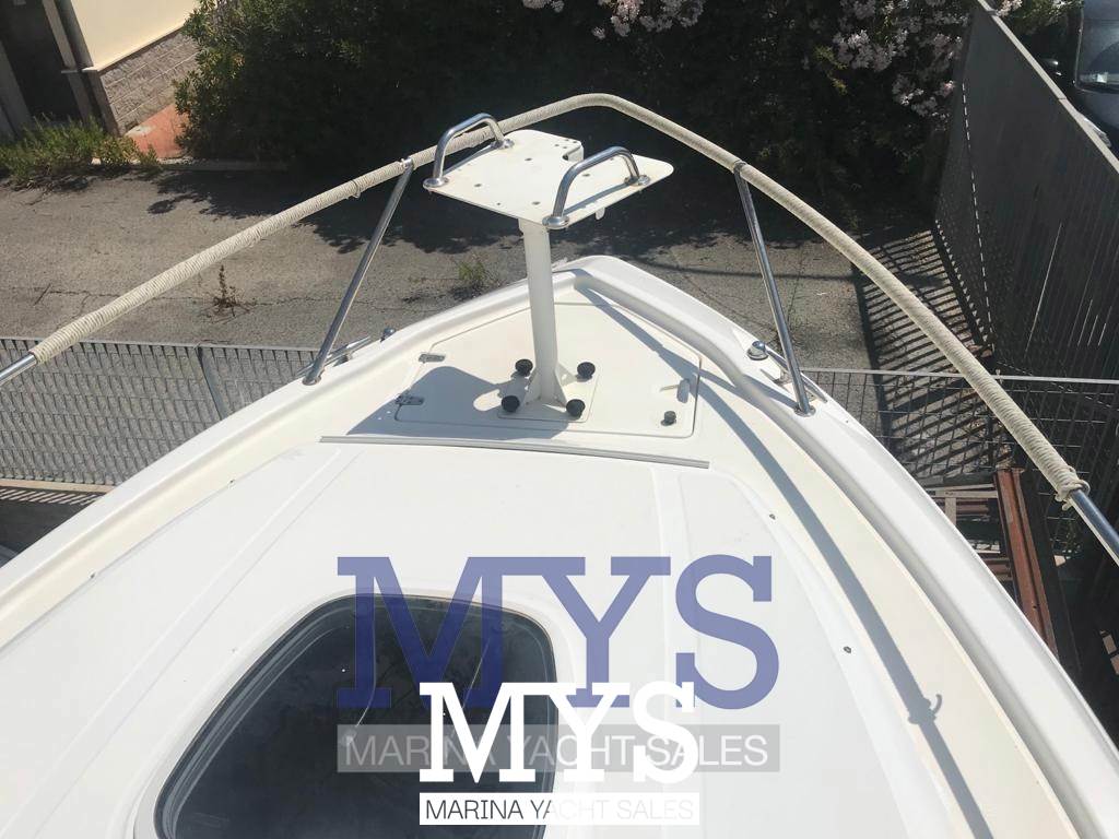 Boston Whaler OUTRAGE 320 Used 2007 - Photo 5