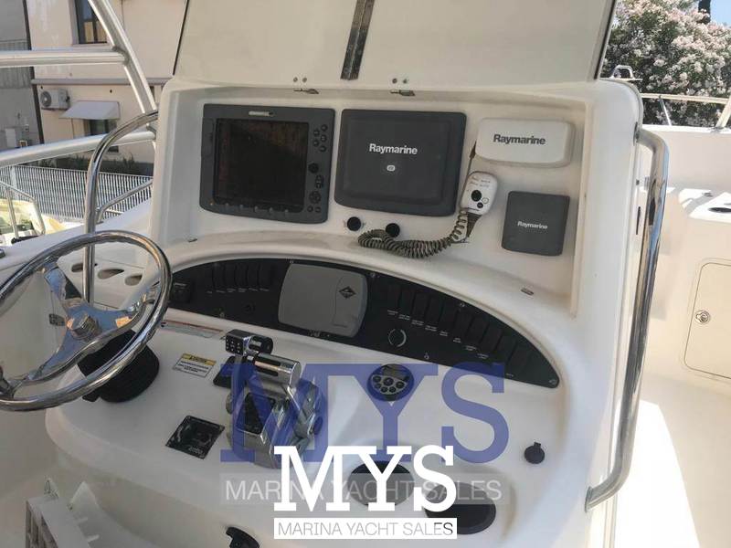 Boston Whaler OUTRAGE 320 Foto 7