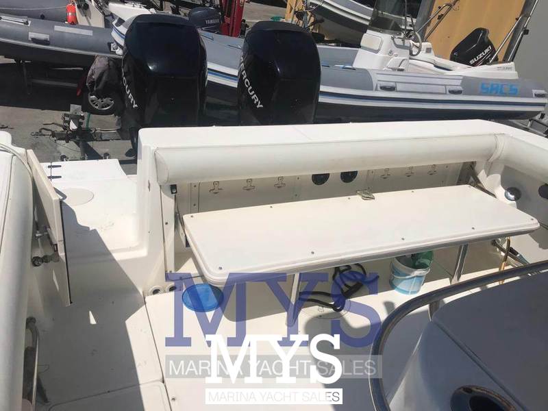 Boston Whaler OUTRAGE 320 Foto 10