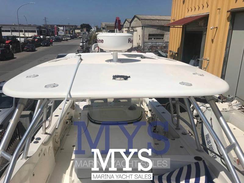 Boston Whaler OUTRAGE 320 Foto 15