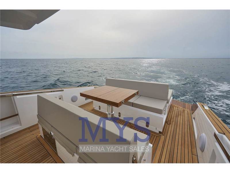 Astondoa 377 Coupè Foto 10