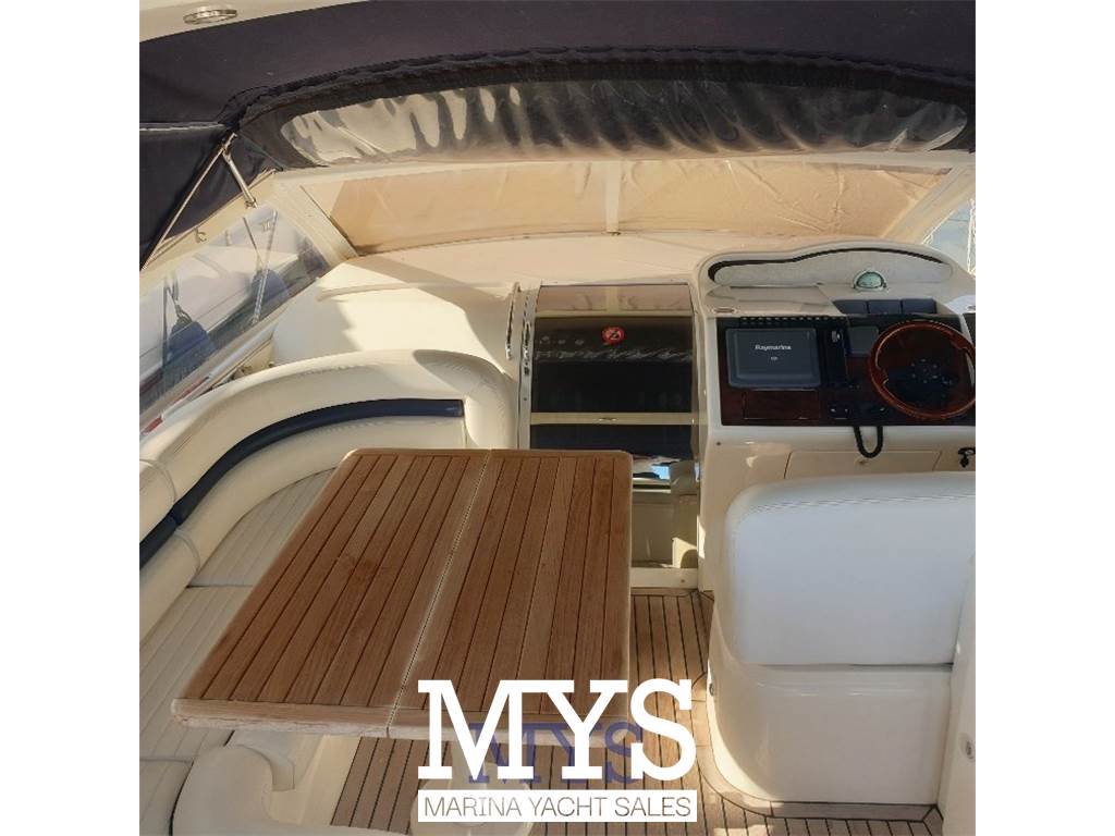 Princess V42 Used 2001 - Photo 8