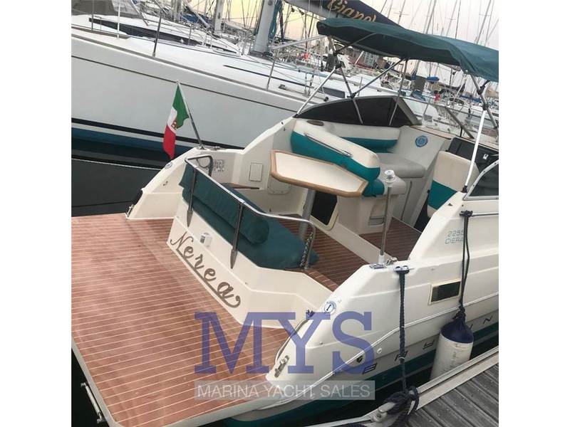 Bayliner CIERA 2255 SUNBRIDGE Foto 2