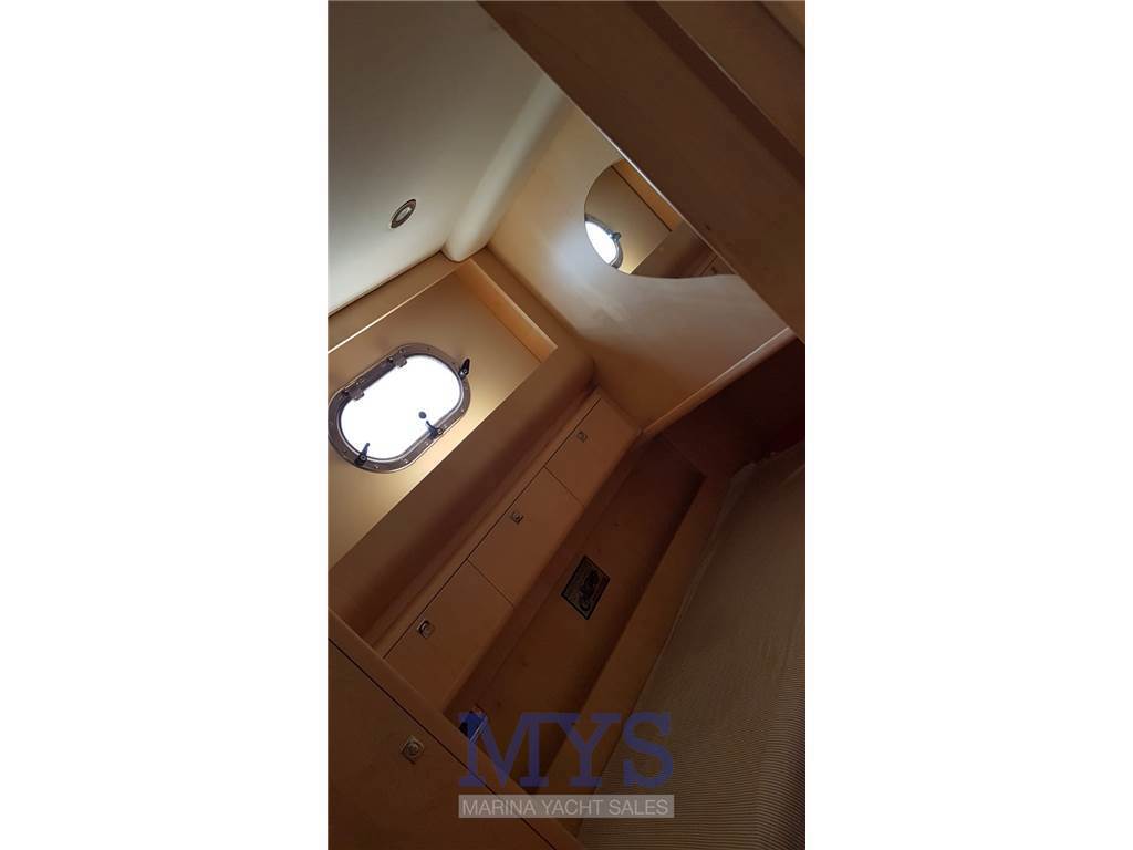 Di Donna SERAPO 42 CABIN HT Usata 2011 - Foto 12