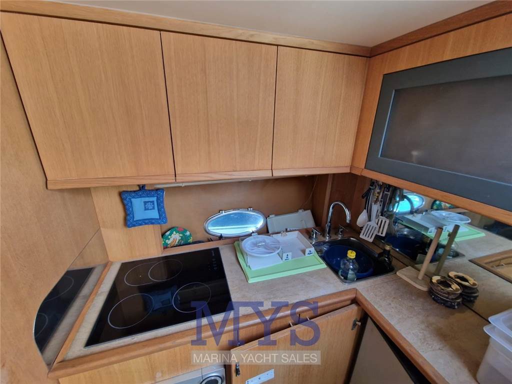 Sessa Marine C 42 HARD TOP Used 2006 - Photo 12