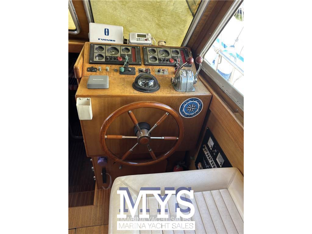 Sciallino SCIALLINO 33 CABINATO Used 1987 - Photo 15