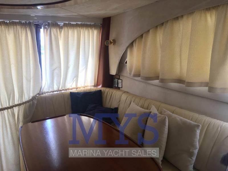 Galeon 330 Fly Foto 6