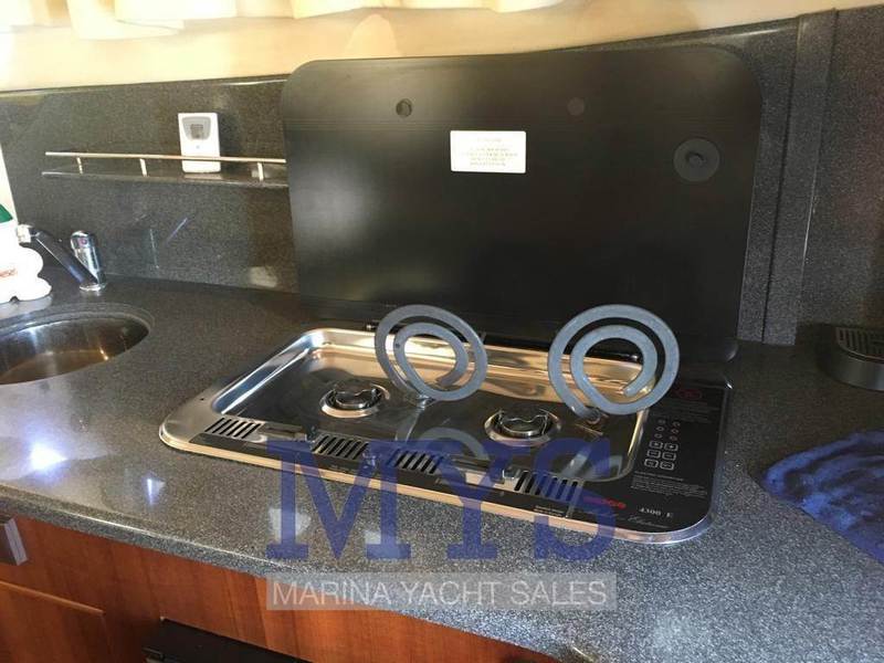 Galeon 330 Fly Foto 13