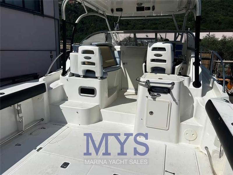 Boston Whaler 305 CONQUEST Foto 12