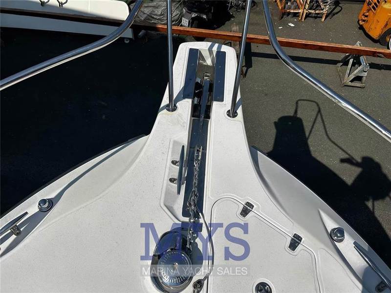 Boston Whaler 305 CONQUEST Foto 17