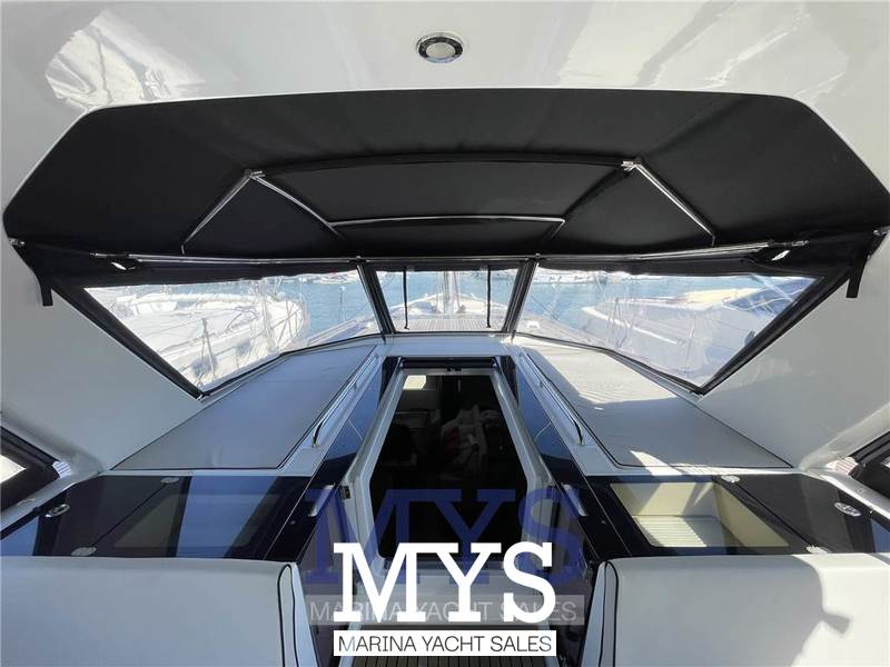 Beneteau OCEANIS YACHT 62 Foto 9