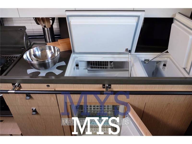 Beneteau OCEANIS YACHT 62 Foto 18