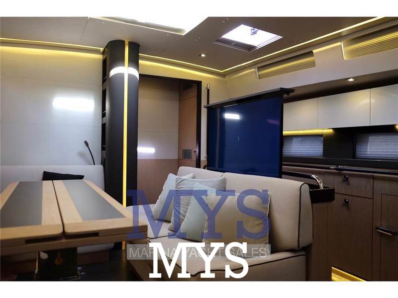 Beneteau OCEANIS YACHT 62 Foto 19