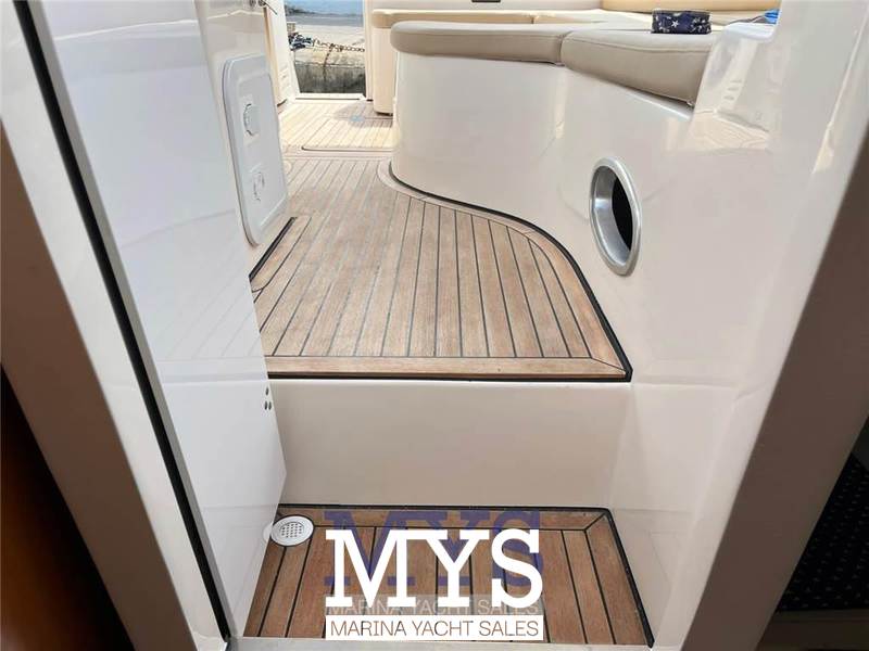 Manò Marine 25 Cruiser Foto 10