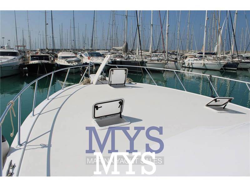 Hatteras 54 Convertible Foto 5