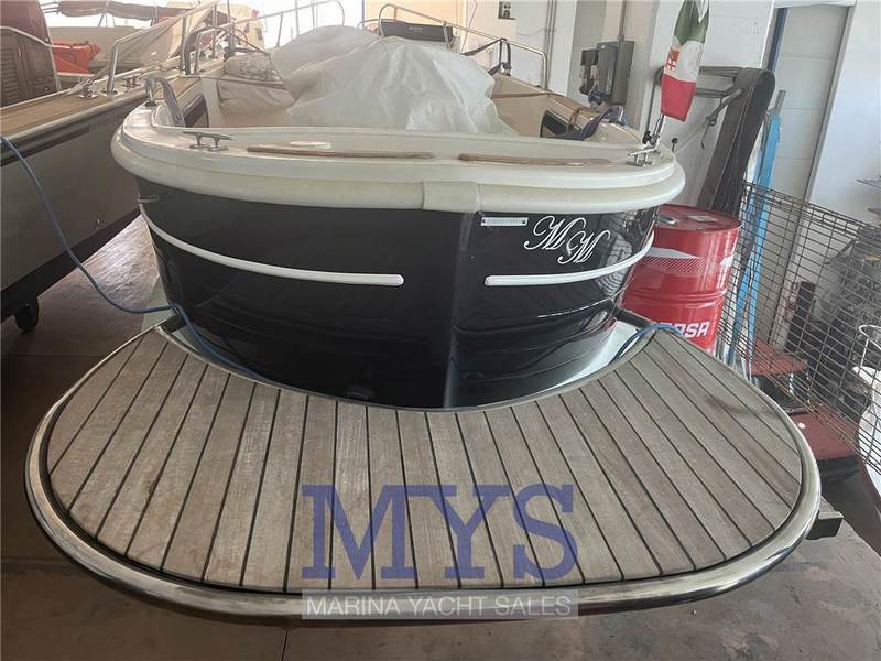 Navalplastica Gozzo 595 Foto 2