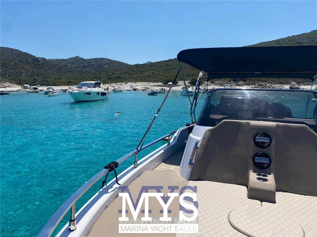 Ranieri International Next 330 LX Usata 2022 - Foto 11