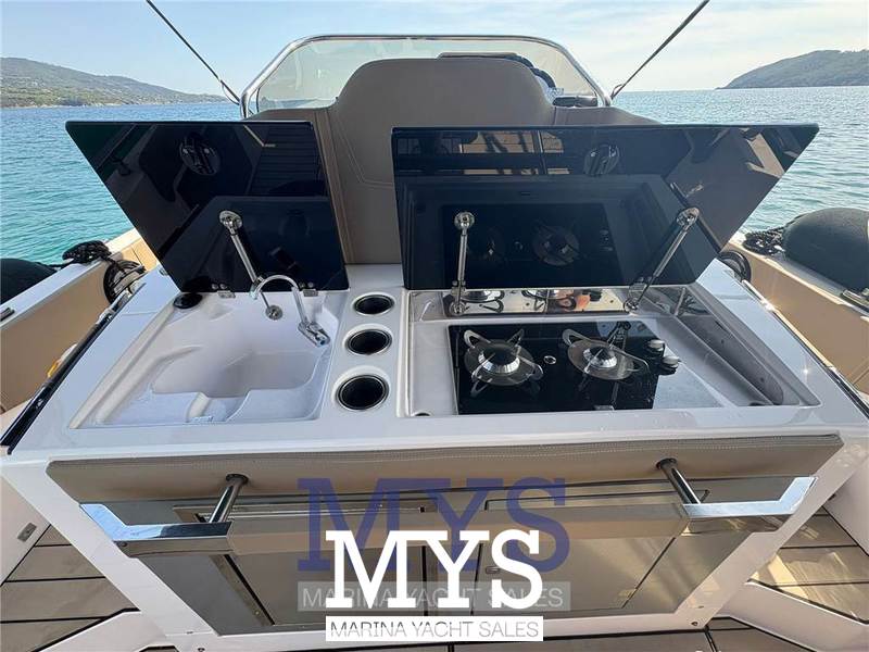 Ranieri International Next 330 LX Foto 4