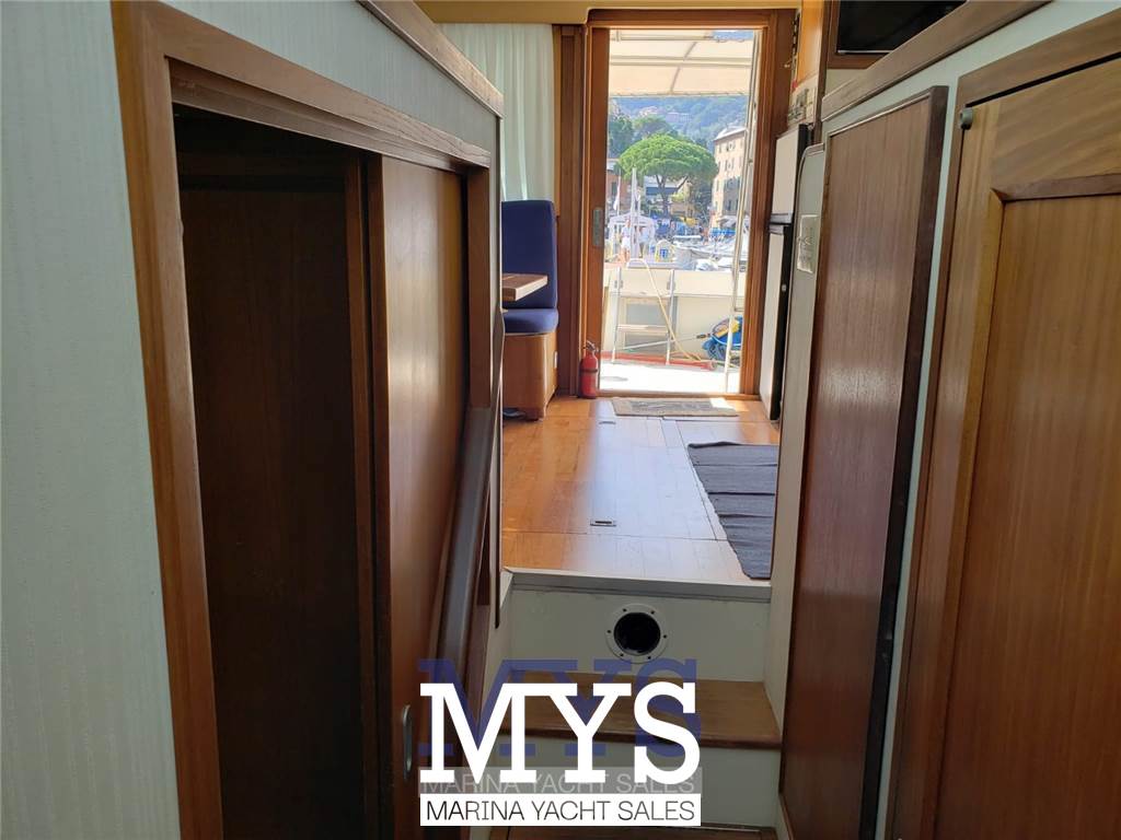 Hatteras HATTERAS 36 CONV. Used 1986 - Photo 18