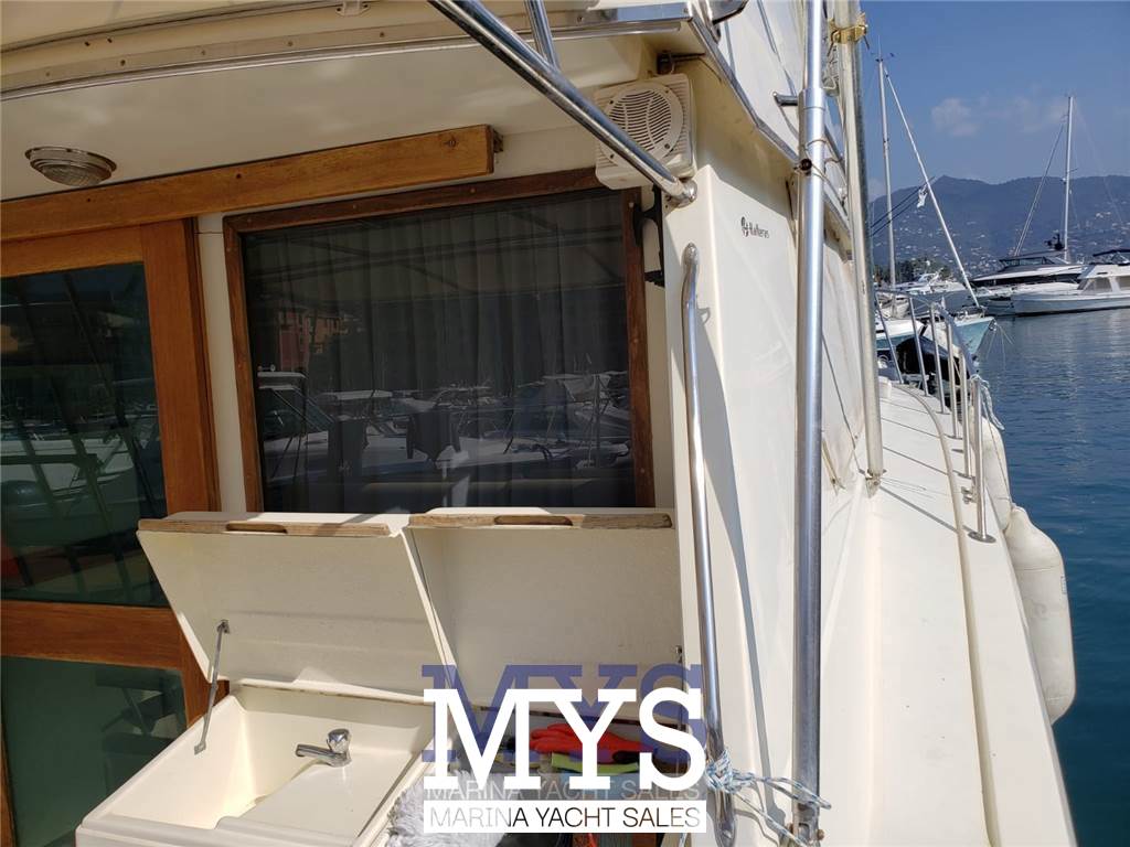 Hatteras HATTERAS 36 CONV. Used 1986 - Photo 7