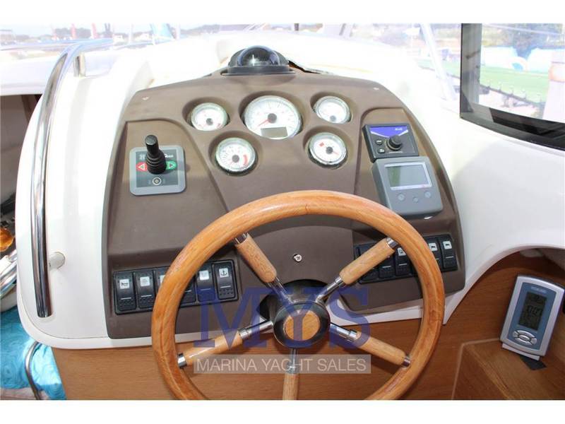 Sessa Marine DORADO 26 Foto 14