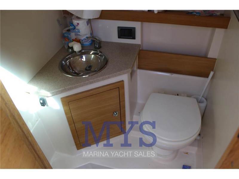 Sessa Marine DORADO 26 Foto 17