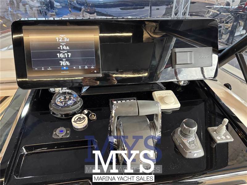 Cayman 380 WA Foto 8