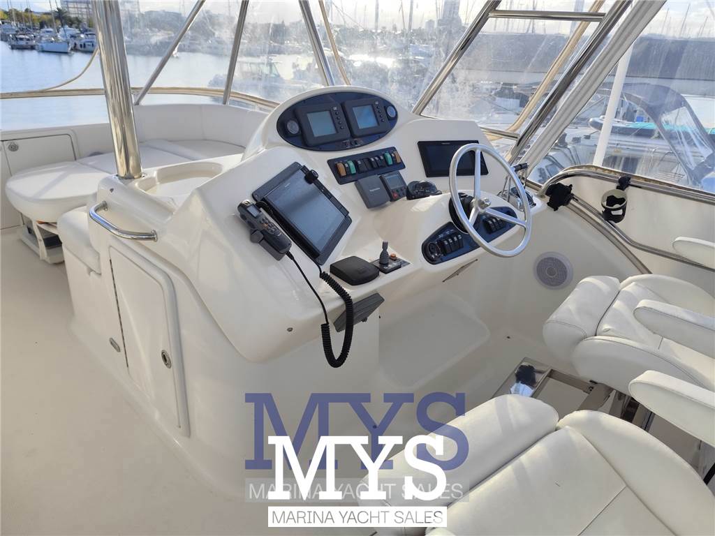 Riviera Marine 47 Flybridge Used 2005 - Photo 11