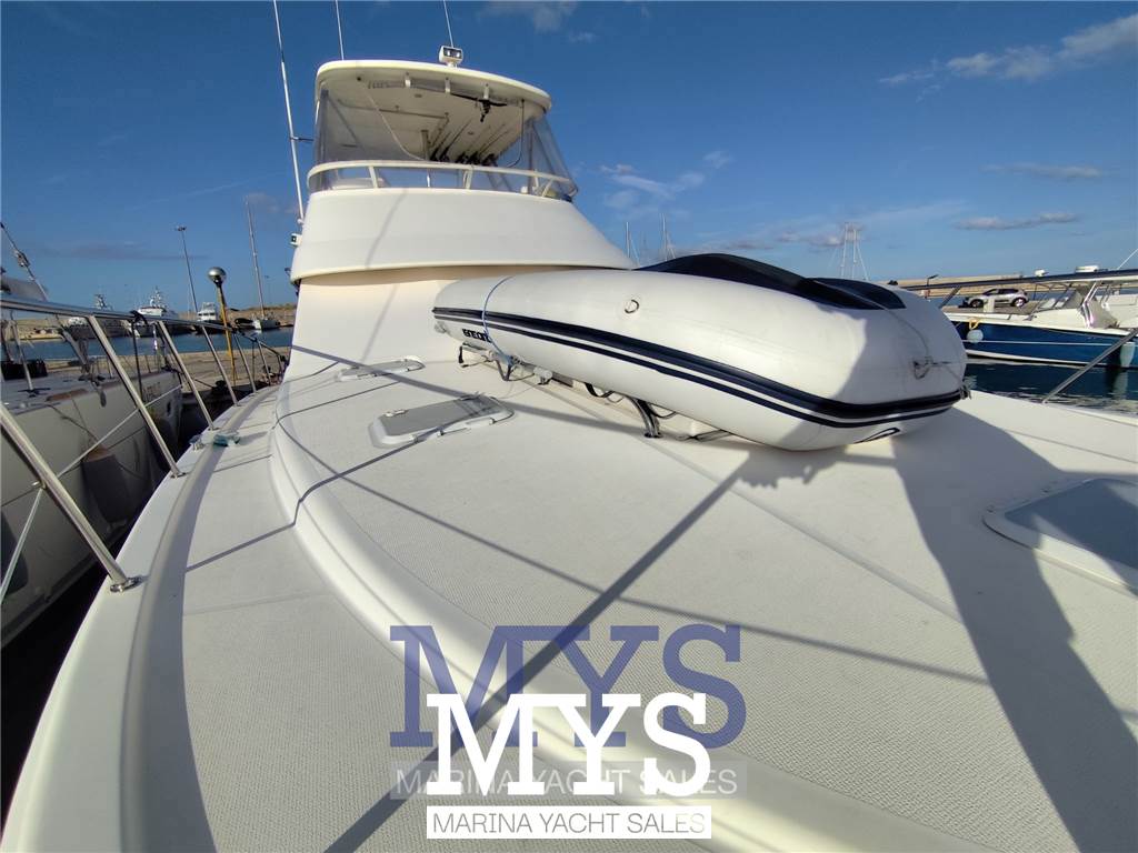 Riviera Marine 47 Flybridge Used 2005 - Photo 9