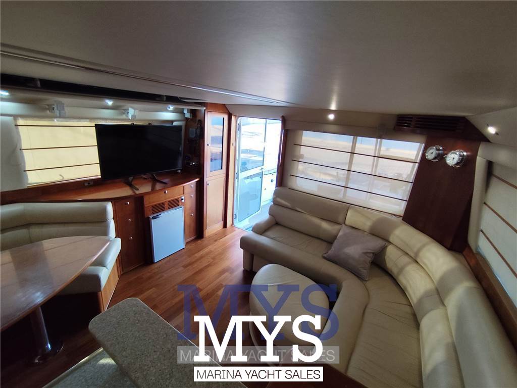 Riviera Marine 47 Flybridge Used 2005 - Photo 17