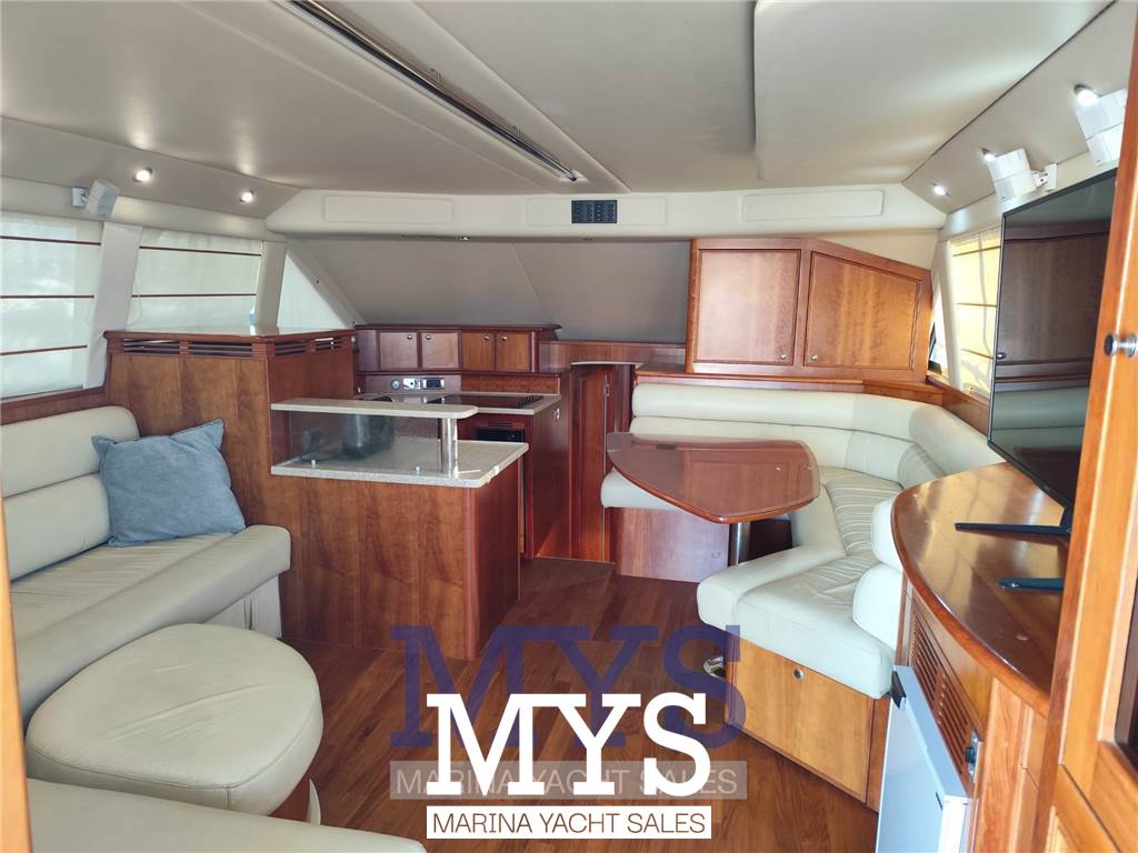 Riviera Marine 47 Flybridge Used 2005 - Photo 15