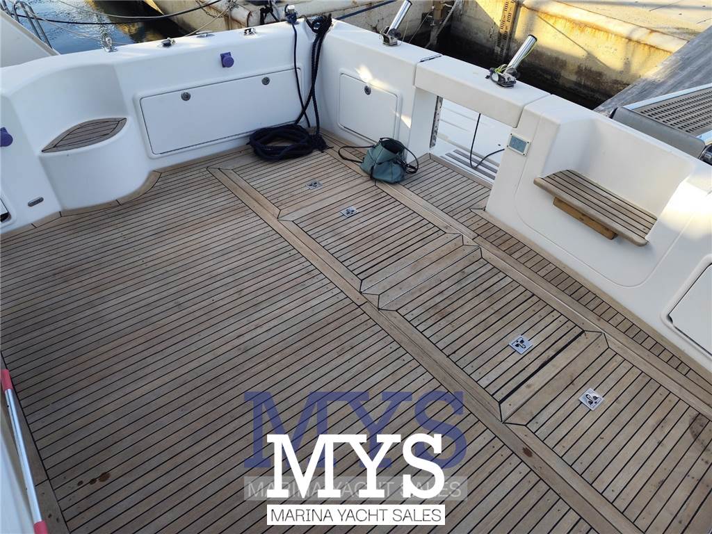Riviera Marine 47 Flybridge Used 2005 - Photo 6