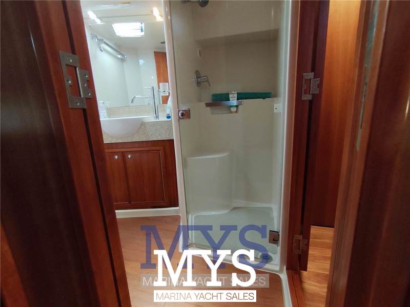 Riviera Marine 47 Flybridge Foto 19