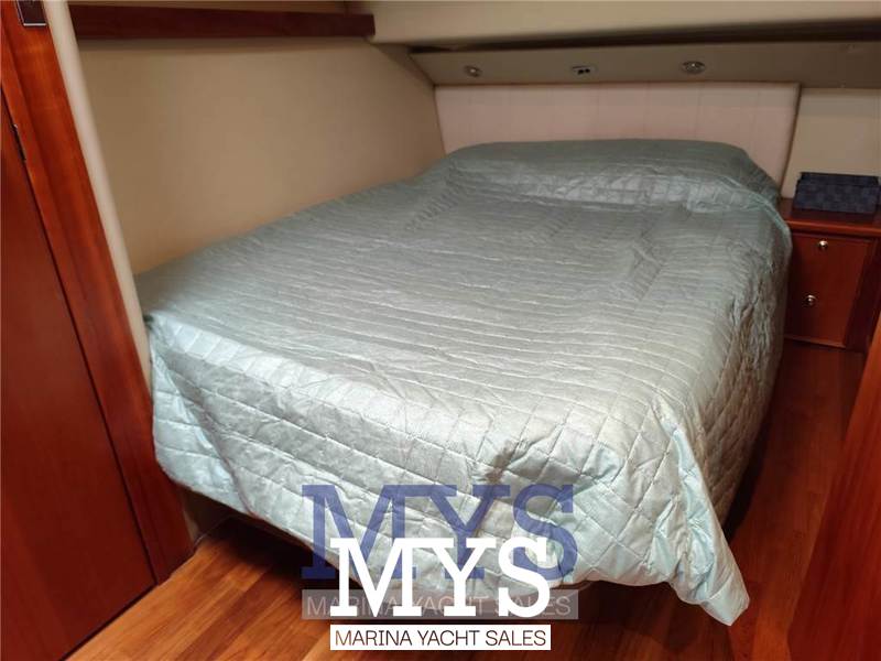 Riviera Marine 47 Flybridge Foto 20