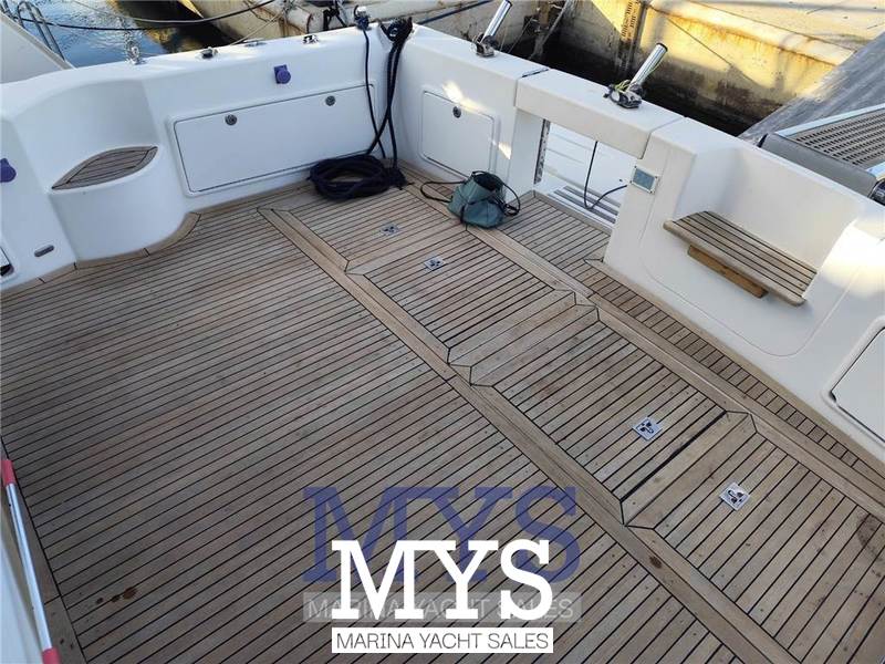 Riviera Marine 47 Flybridge Foto 6