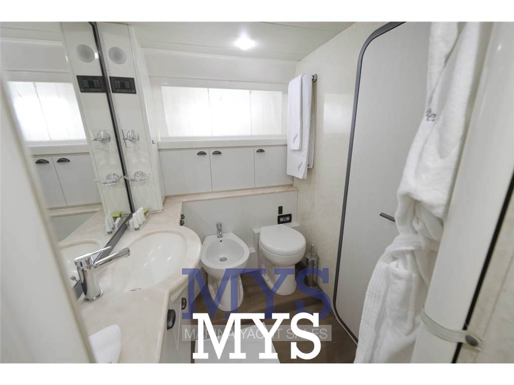 Ferretti Yachts FERRETTI 70 Usata 1997 - Foto 17